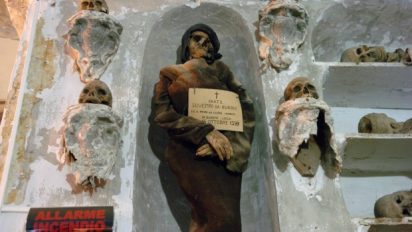 Palermo “Storie di eroi, ribelli e artisti. Visita alle Catacombe del mistero”