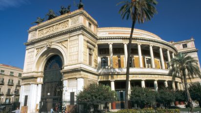 Riprendono le visite guidate al Teatro Politeama