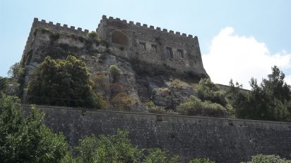 Marineo Castello Beccadelli Bologna-  Aperto al pubblico